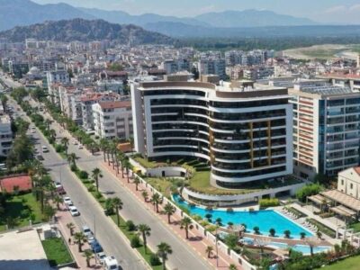 For Sale: Luxurious Four-Bedroom Beachfront Apartment in Konyaaltı, Antalya