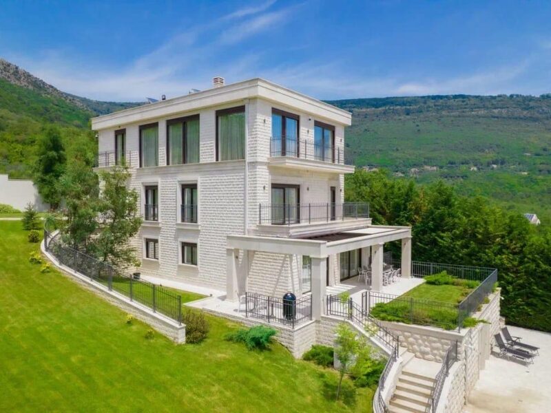 Exclusive Villa for Sale in Tivat, Montenegro - Near Porto Montenegro